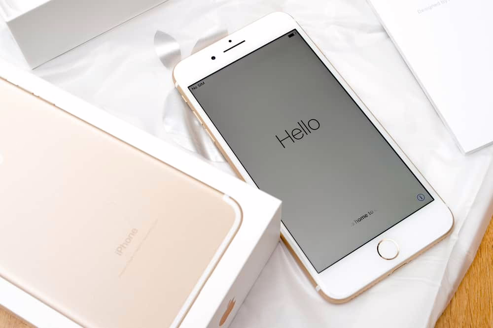 iPhone 7 - Silver - 32GB - Like New 4 Is The iPhone 7 Plus Still Worth It In 2020?